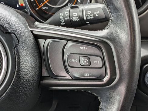 Certified 2022 Jeep Wrangler Unlimited Sport AWD/4WD image 19