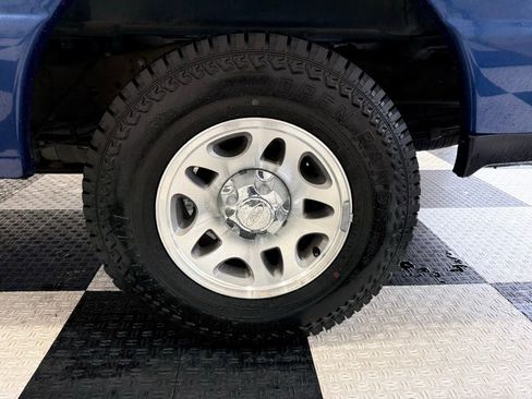 Used 2011 Ford Ranger XLT image 10