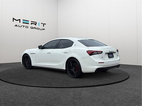 Used 2021 Maserati Ghibli S RWD image 7