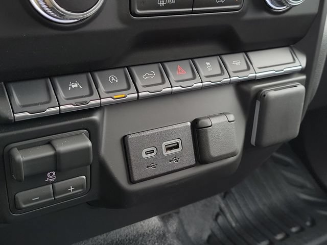 Used 2026 GMC Sierra 1500 Pro w/ Pro Value Package RWD image 19