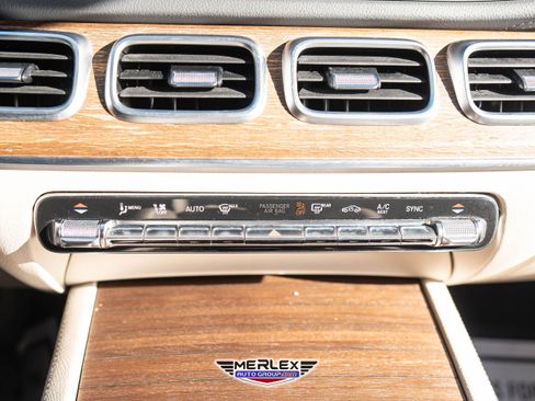 Used 2020 Mercedes-Benz GLS 450 4MATIC w/ Convenience Package image 31