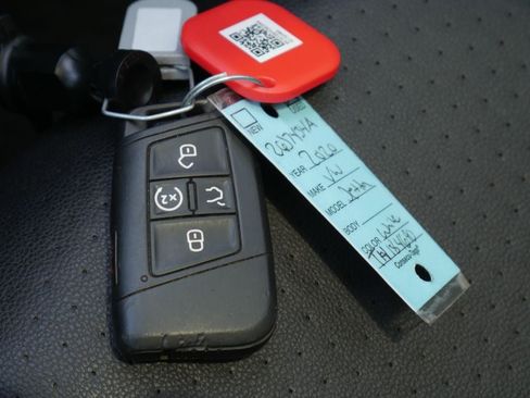 Used 2020 Volkswagen Jetta SE w/ SE Cold Weather Package FWD image 45