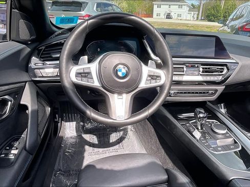 Used 2023 BMW Z4 sDrive30i w/ Premium Package RWD image 5
