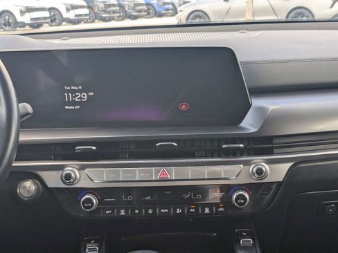 Certified 2025 Kia Telluride S FWD image 22