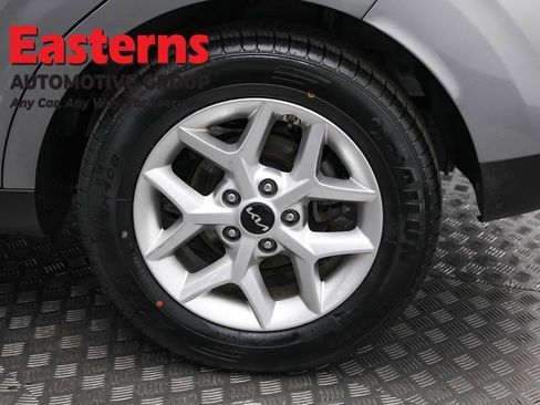 Used 2024 Kia Soul LX w/ Option Group 015 image 33