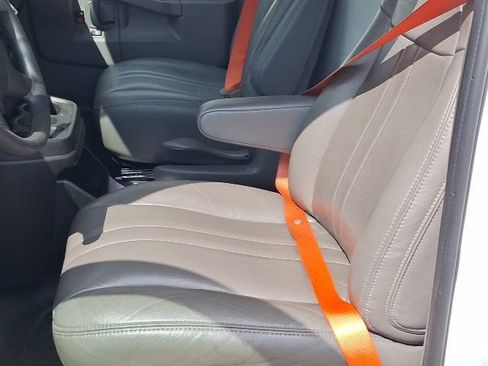 Used 2024 Chevrolet Express 3500 w/ Power Convenience Package RWD image 10