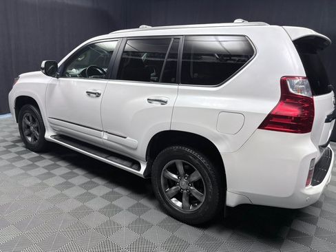 Used 2013 Lexus GX 460 Premium AWD/4WD image 16