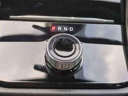 New 2025 Jeep Grand Cherokee Laredo w/ Luxury Tech Group I RWD image 32