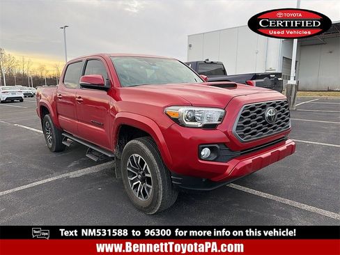 Certified 2022 Toyota Tacoma TRD Sport image 1