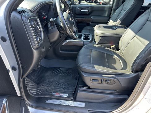 Certified 2022 Chevrolet Silverado 3500 High Country w/ Z71 Off-Road Package image 10
