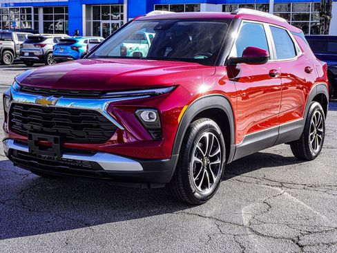 New 2026 Chevrolet TrailBlazer LT w/ Driver Confidence Package image 3