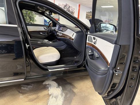 Used 2015 Mercedes-Benz S 550 Sedan image 51