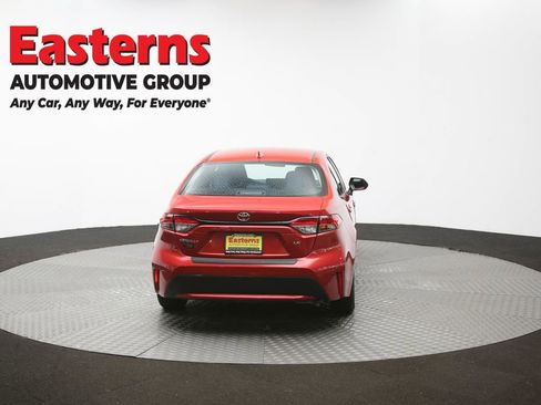 Used 2020 Toyota Corolla LE w/ LE Premium Package FWD image 39