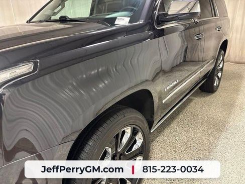 Used 2020 GMC Yukon Denali w/ Denali Ultimate Package AWD/4WD image 11