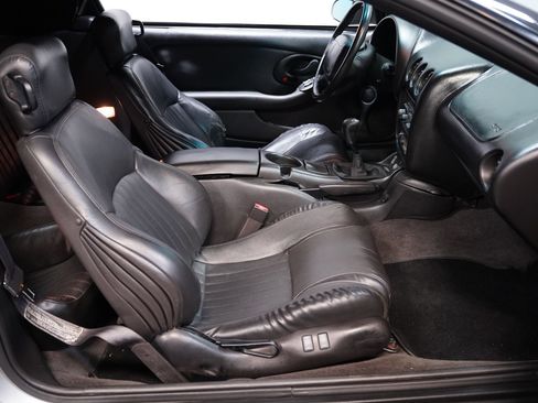 Used 2000 Pontiac Firebird Trans Am RWD image 39