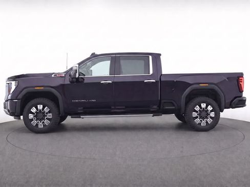 Used 2025 GMC Sierra 2500 Denali w/ Denali Reserve Package AWD/4WD image 6