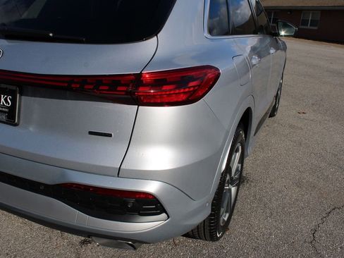 New 2025 Audi Q5 2.0T Premium image 43