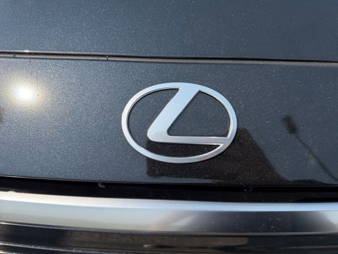 New 2026 Lexus TX 500h AWD image 22