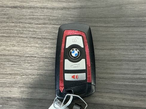 Used 2018 BMW 330i xDrive Sedan image 31