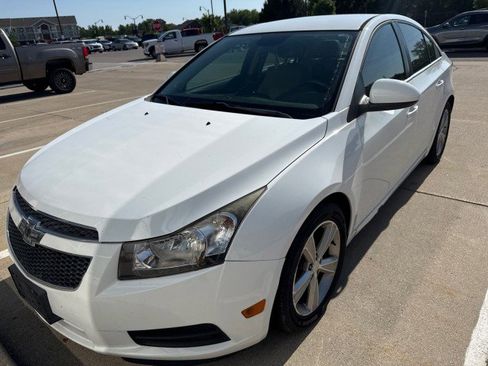 Used 2014 Chevrolet Cruze LT FWD image 1