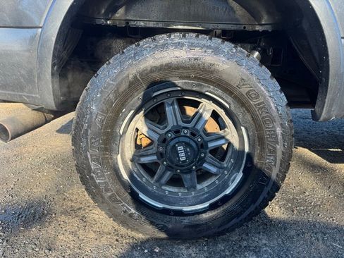 Used 2018 Ford F150 Lariat w/ Equipment Group 501A Mid image 17