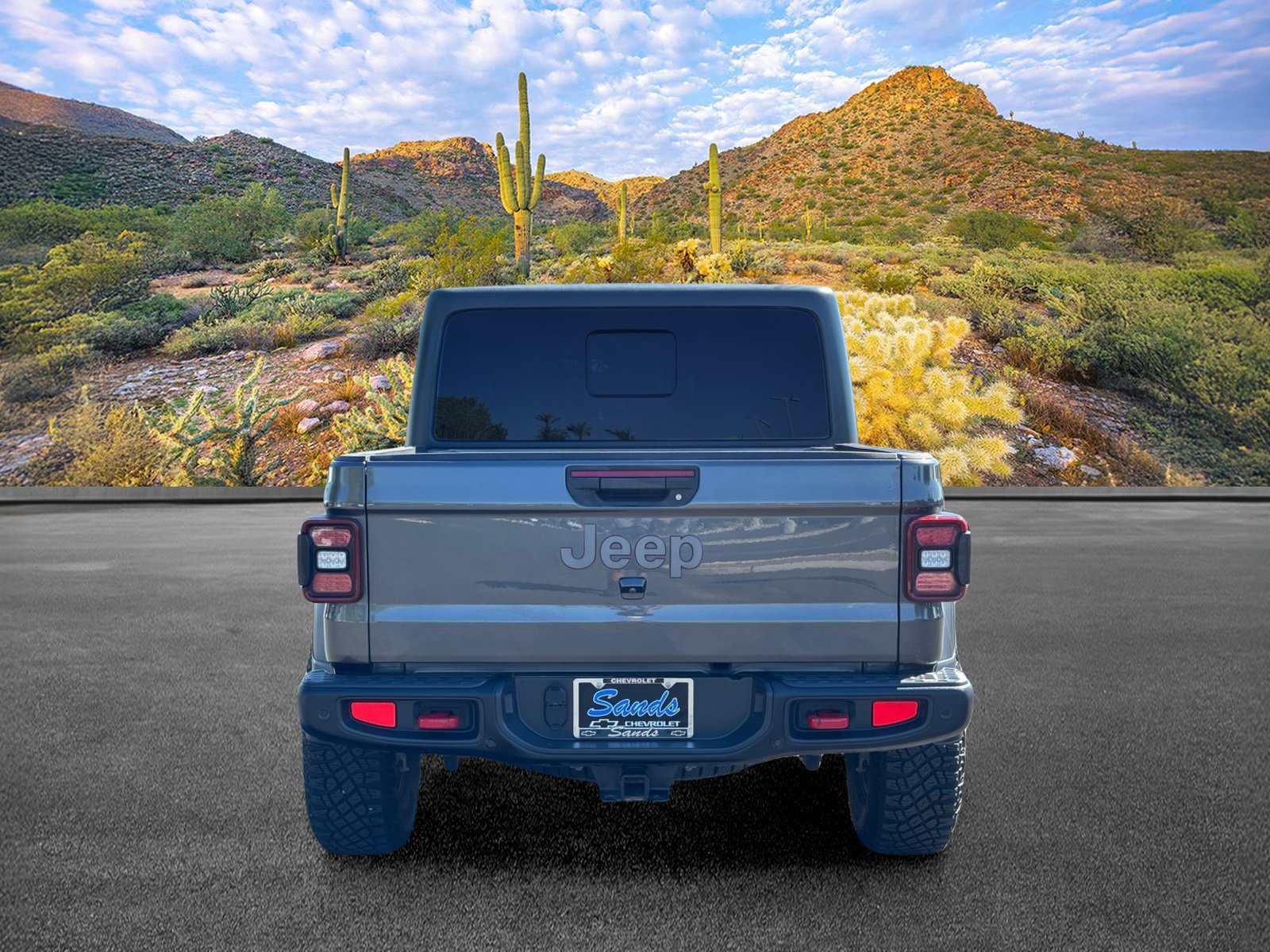 Used 2020 Jeep Gladiator Rubicon w/ Safety Group AWD/4WD image 5