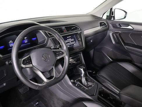 Used 2023 Volkswagen Tiguan SE FWD image 26