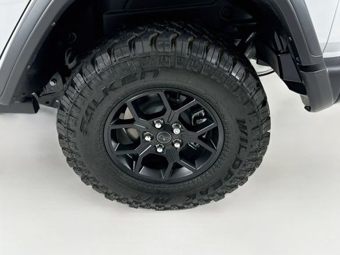Used 2026 Jeep Wrangler Unlimited Sport AWD/4WD image 30