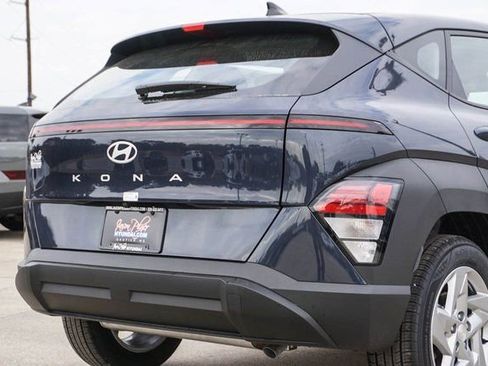 New 2026 Hyundai Kona SE FWD image 5
