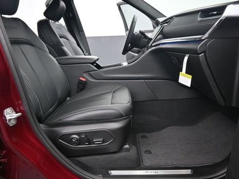 New 2025 Jeep Grand Cherokee L Overland w/ Trailer Tow Package image 20