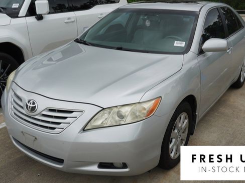 Used 2007 Toyota Camry XLE image 1