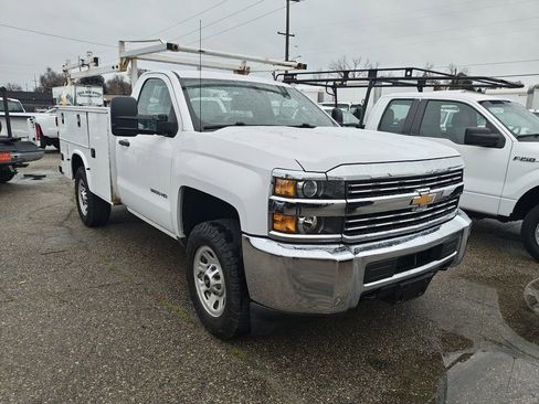 Used 2016 Chevrolet Silverado 3500 W/T image 10