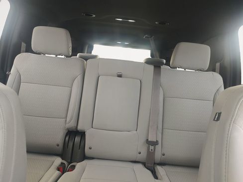 Used 2024 GMC Yukon XL SLE w/ LPO, Floor Liner Package RWD image 13