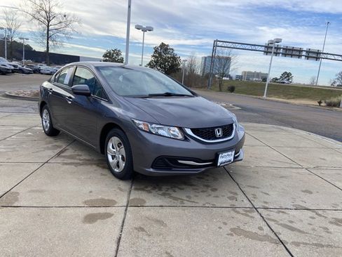 Used 2015 Honda Civic LX image 2