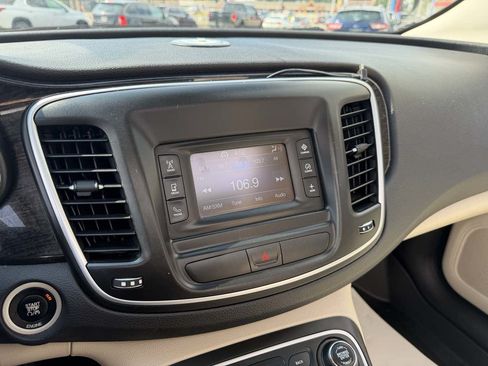 Used 2015 Chrysler 200 C FWD image 23