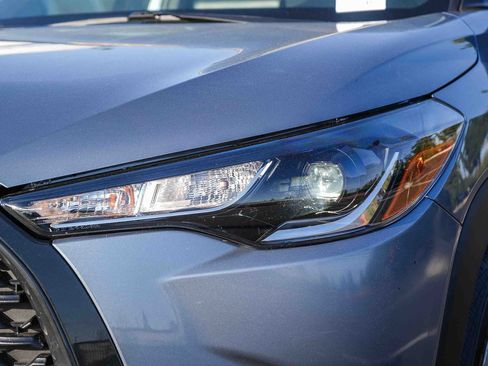 Certified 2025 Toyota Corolla Cross L FWD image 5