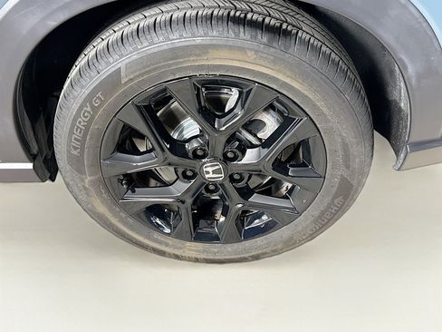 Certified 2025 Honda HR-V Sport image 36