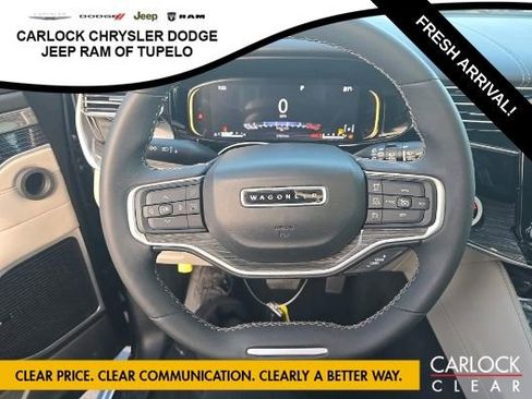 Used 2022 Jeep Wagoneer Series III w/ Premium Group I RWD image 8