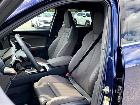 Certified 2025 Audi Q5 Premium Plus w/ Premium Plus AWD/4WD image 21