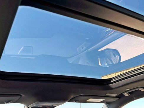 New 2026 Chevrolet Traverse RS FWD image 17