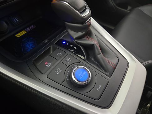 Used 2024 Toyota RAV4 XSE image 29