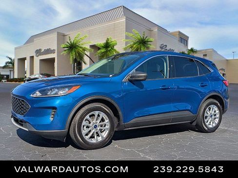 Used 2022 Ford Escape SE w/ Convenience Package image 1