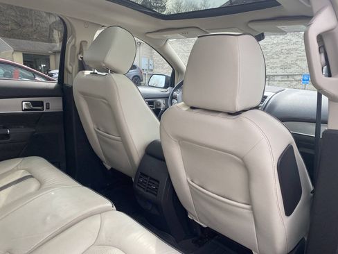Used 2014 Lincoln MKX AWD w/ Equipment Group 102A image 24