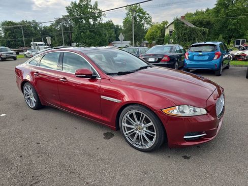 Used 2011 Jaguar XJ RWD image 15