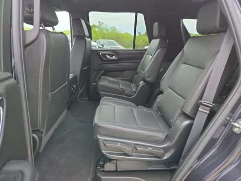 Certified 2022 Chevrolet Tahoe LT w/ Luxury Package AWD/4WD image 29