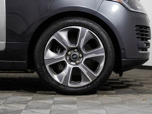 Used 2019 Land Rover Range Rover HSE image 44