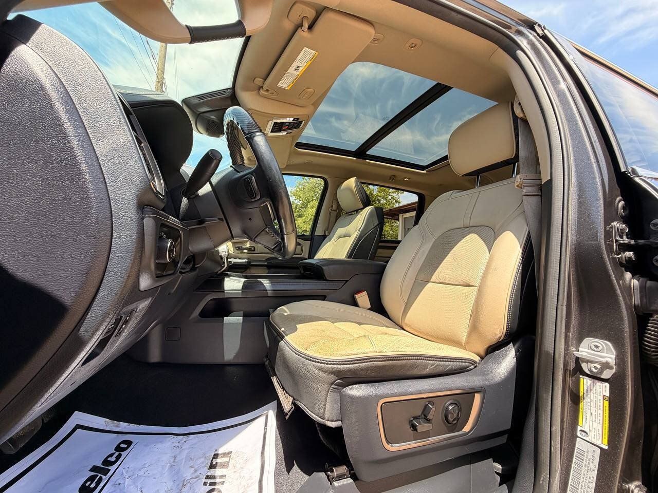 Used 2019 RAM 1500 Limited w/ Advanced Safety Group AWD/4WD image 11