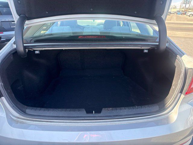 Used 2015 Hyundai Sonata SE w/ Option Group 02 FWD image 10