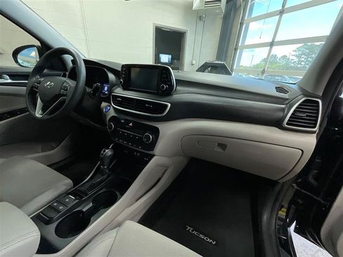 Used 2020 Hyundai Tucson Value FWD image 31