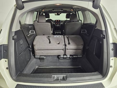Used 2019 Honda Odyssey Touring image 15